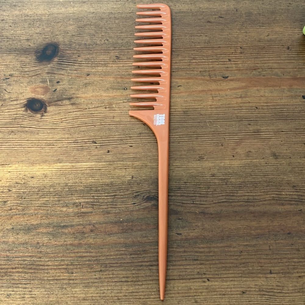 Tool Structure Comb